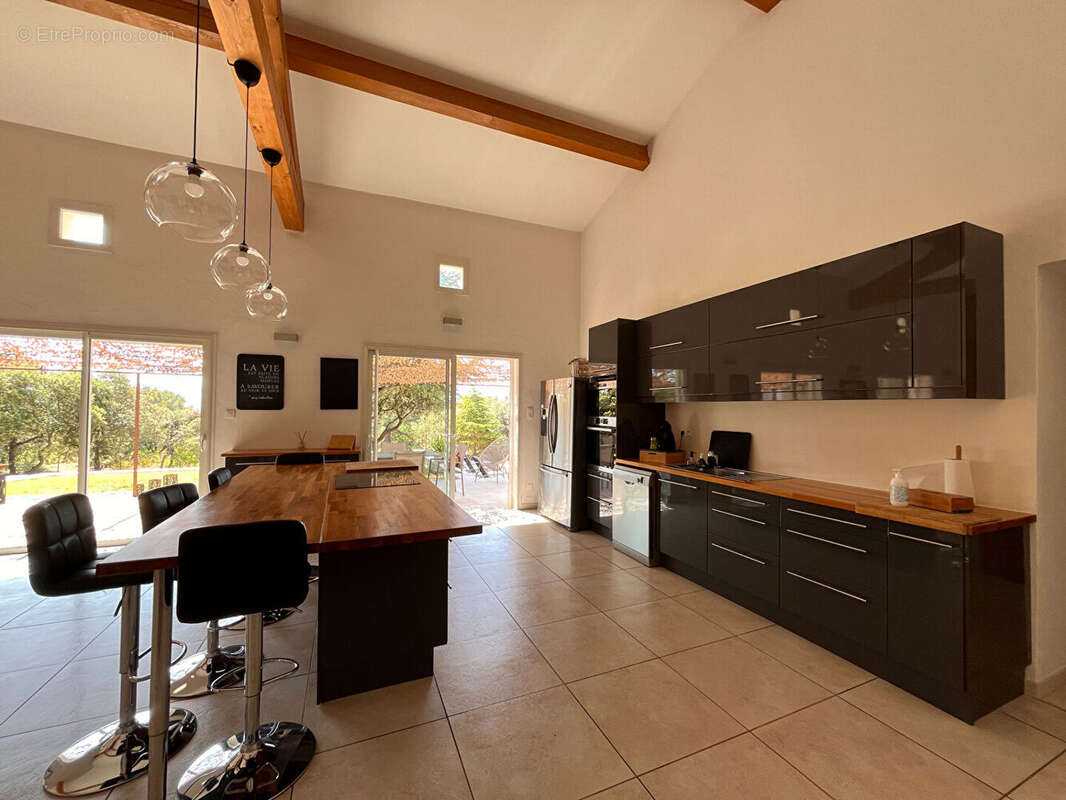 Maison à CABRIERES-D&#039;AVIGNON