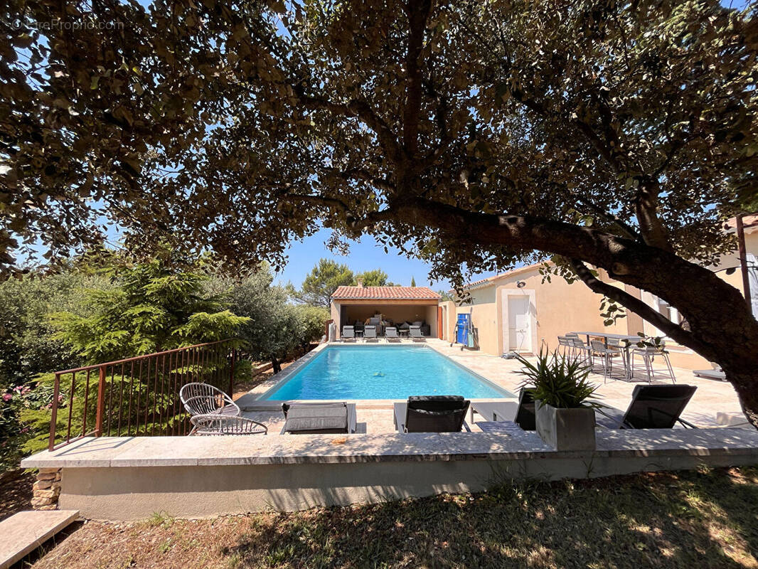 Maison à CABRIERES-D&#039;AVIGNON