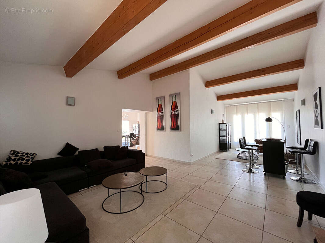 Maison à CABRIERES-D&#039;AVIGNON