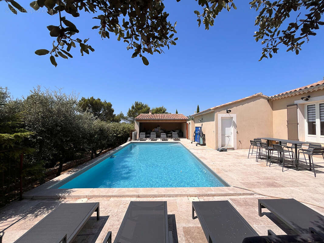 Maison à CABRIERES-D&#039;AVIGNON