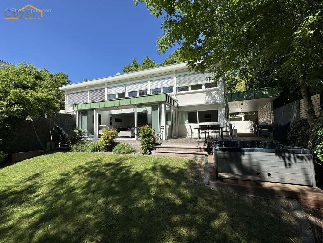 Maison à STRASBOURG