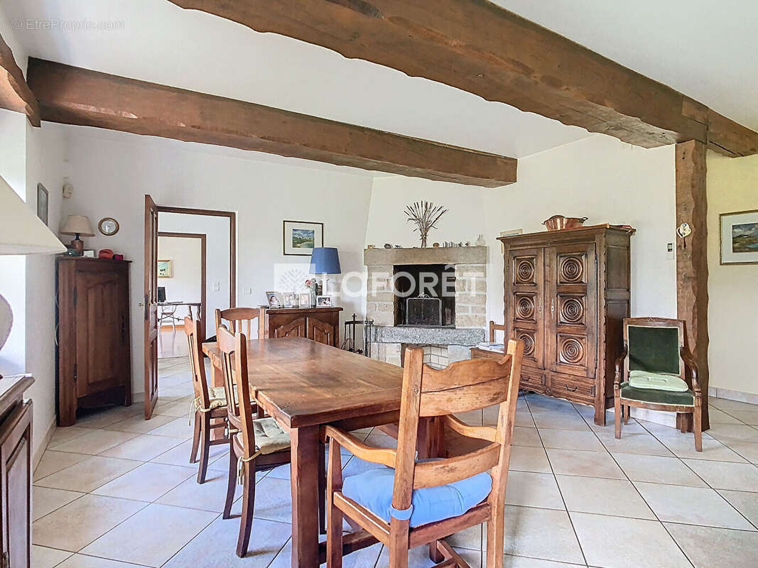 Maison à SAINT-BRIEUC-DE-MAURON