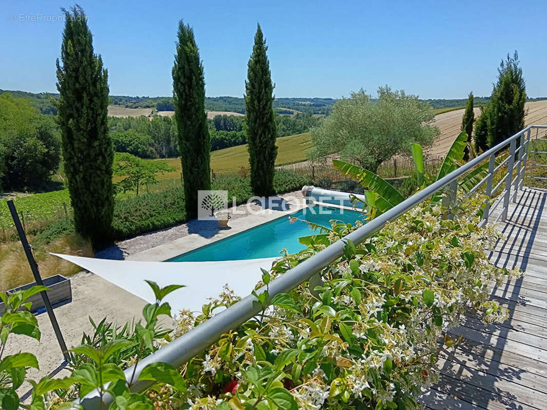 Maison à MONCLAR-DE-QUERCY