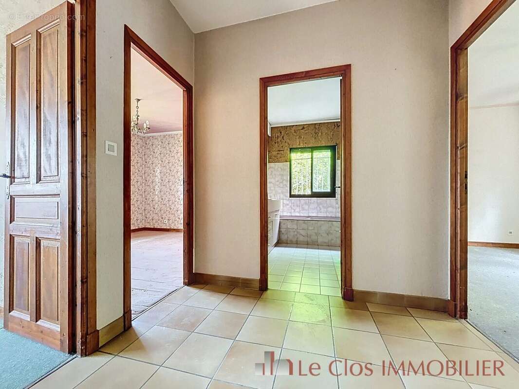 Maison à CASTELGINEST