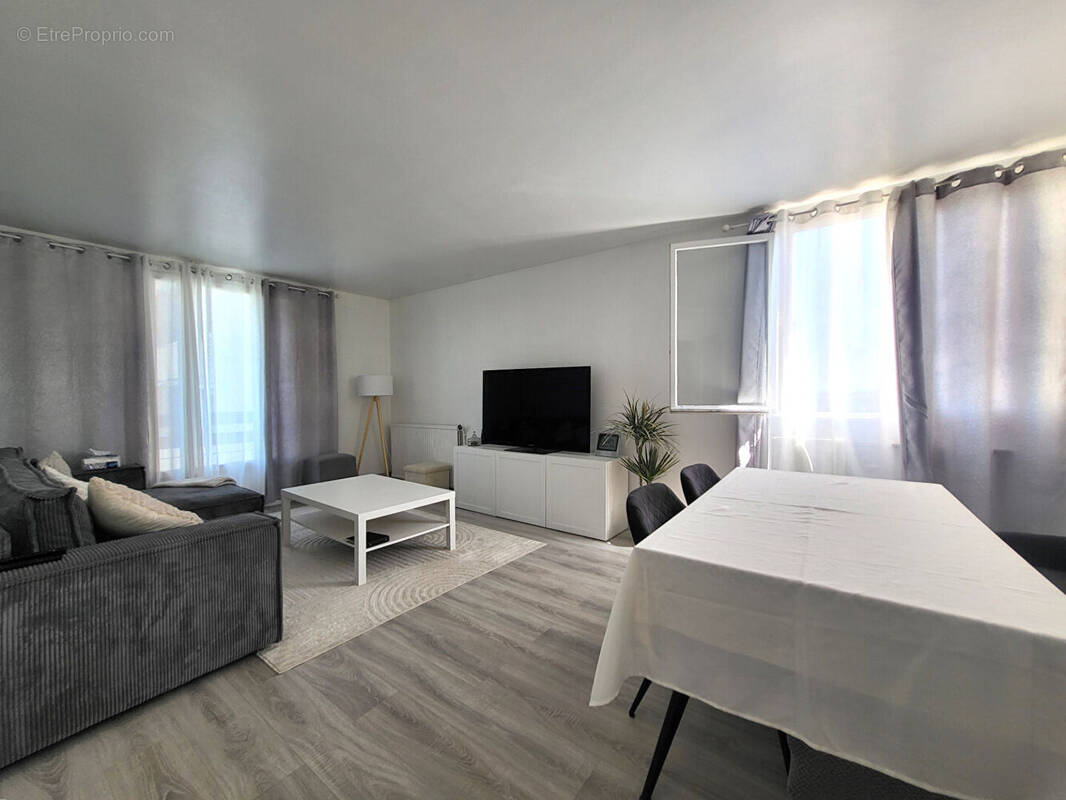 Appartement à PONTOISE