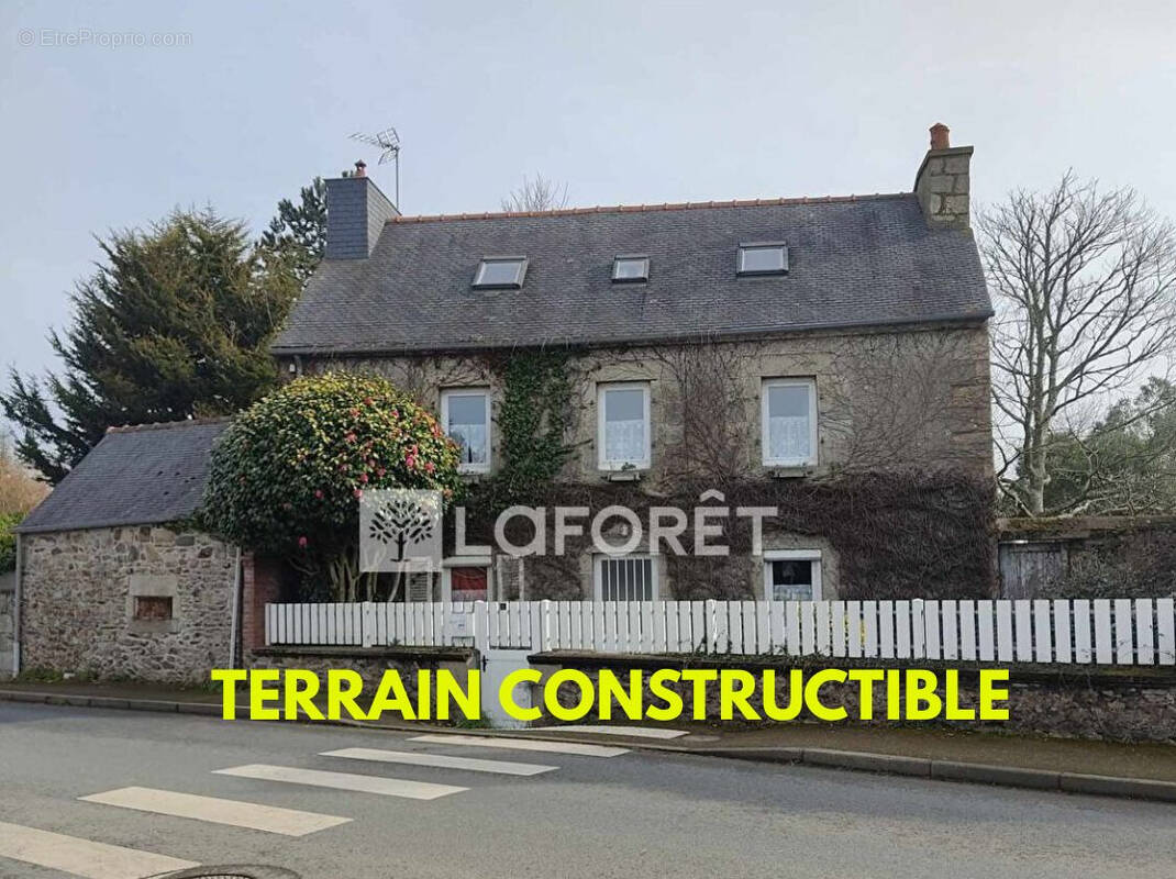 Maison à PLOUBAZLANEC