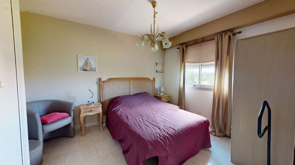 Appartement à FREJUS