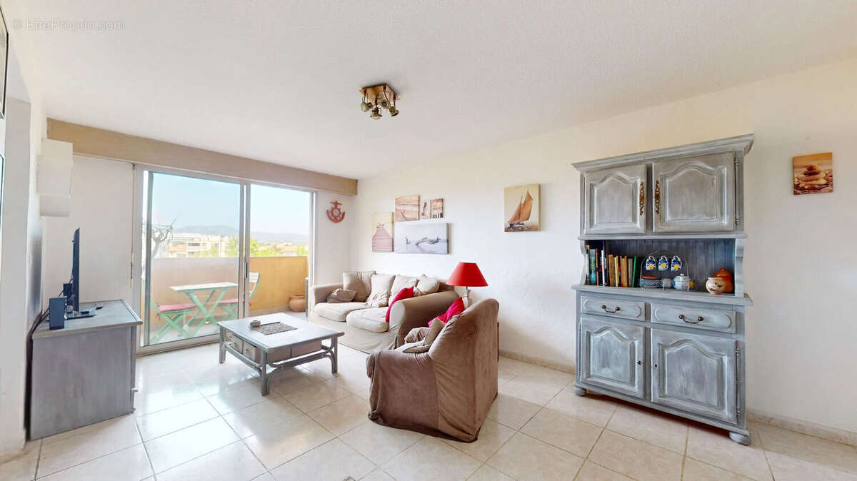 Appartement à FREJUS