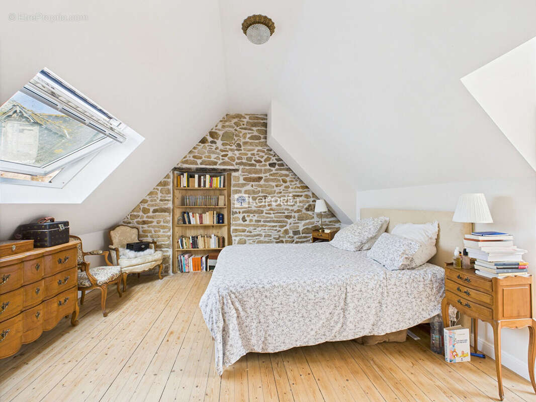 Maison à POULDREUZIC