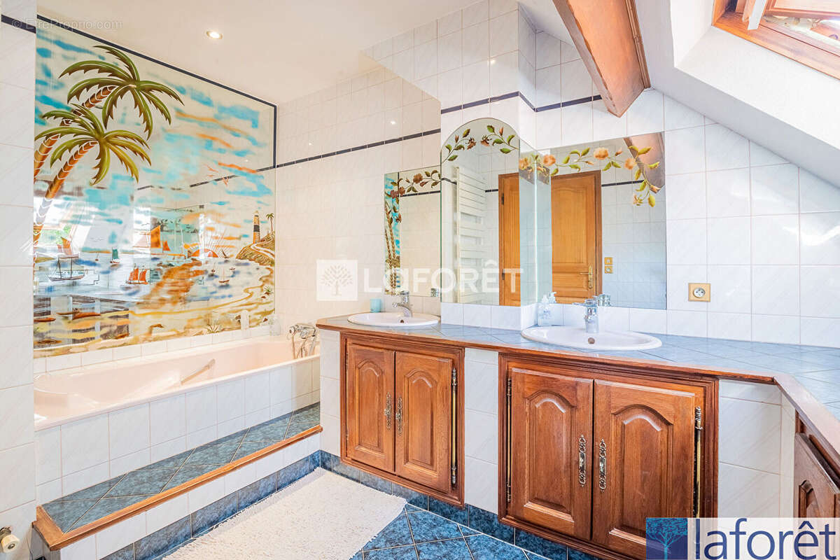 Maison à LONGJUMEAU