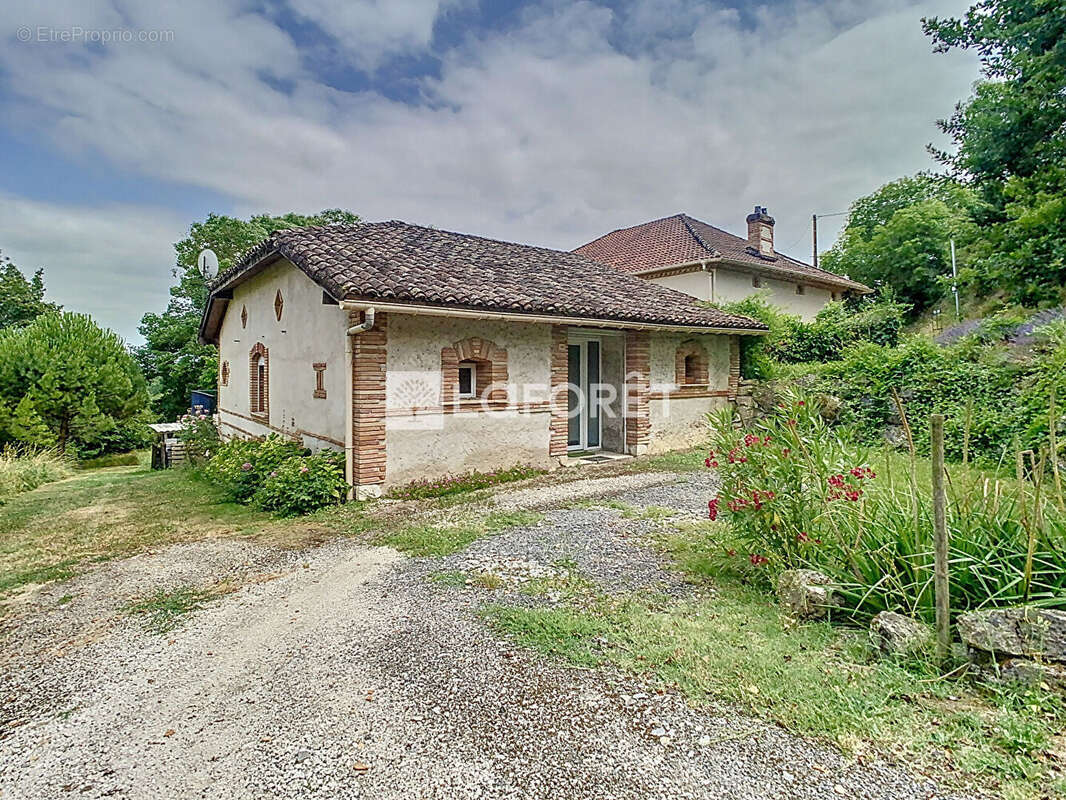 Maison à CAZES-MONDENARD