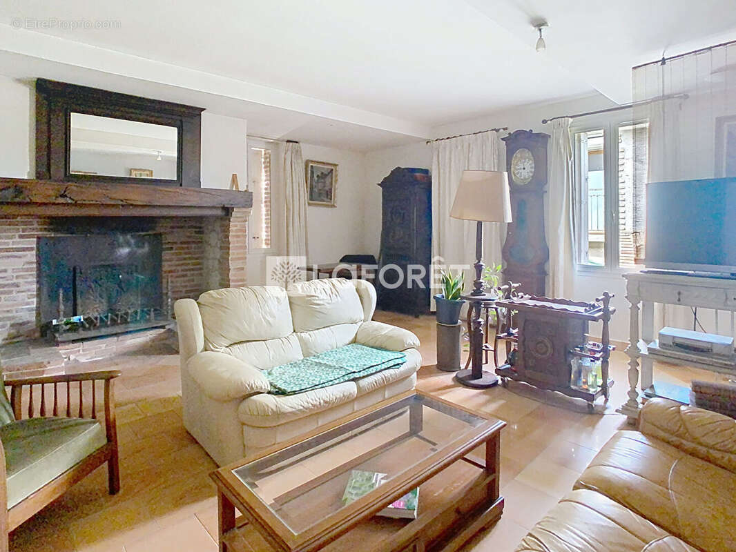 Maison à CAZES-MONDENARD