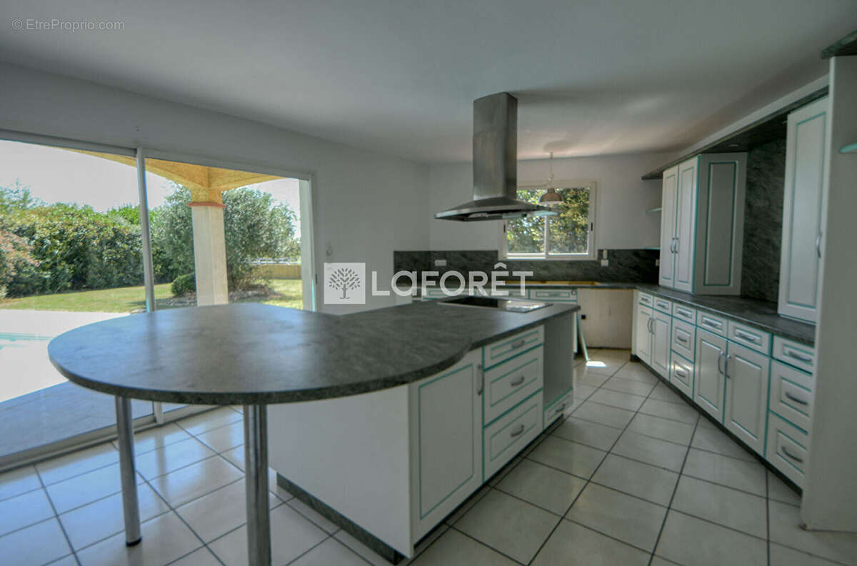 Maison à LISLE-SUR-TARN