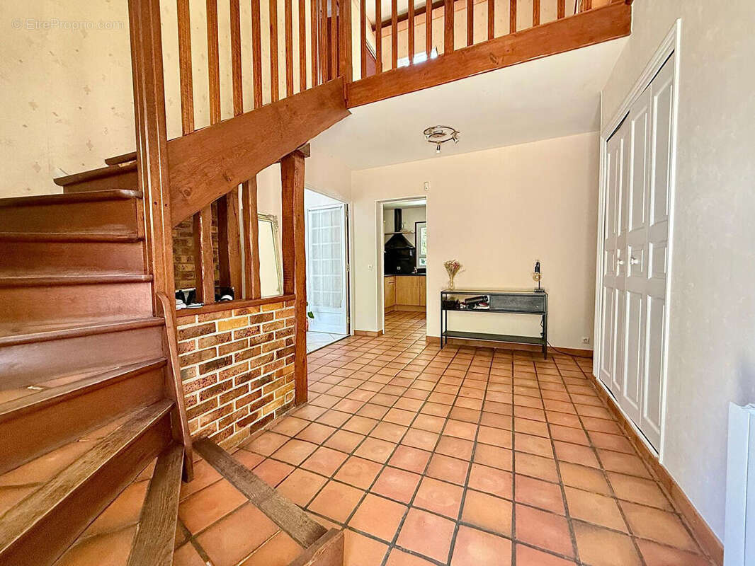 Maison à MILLY-LA-FORET