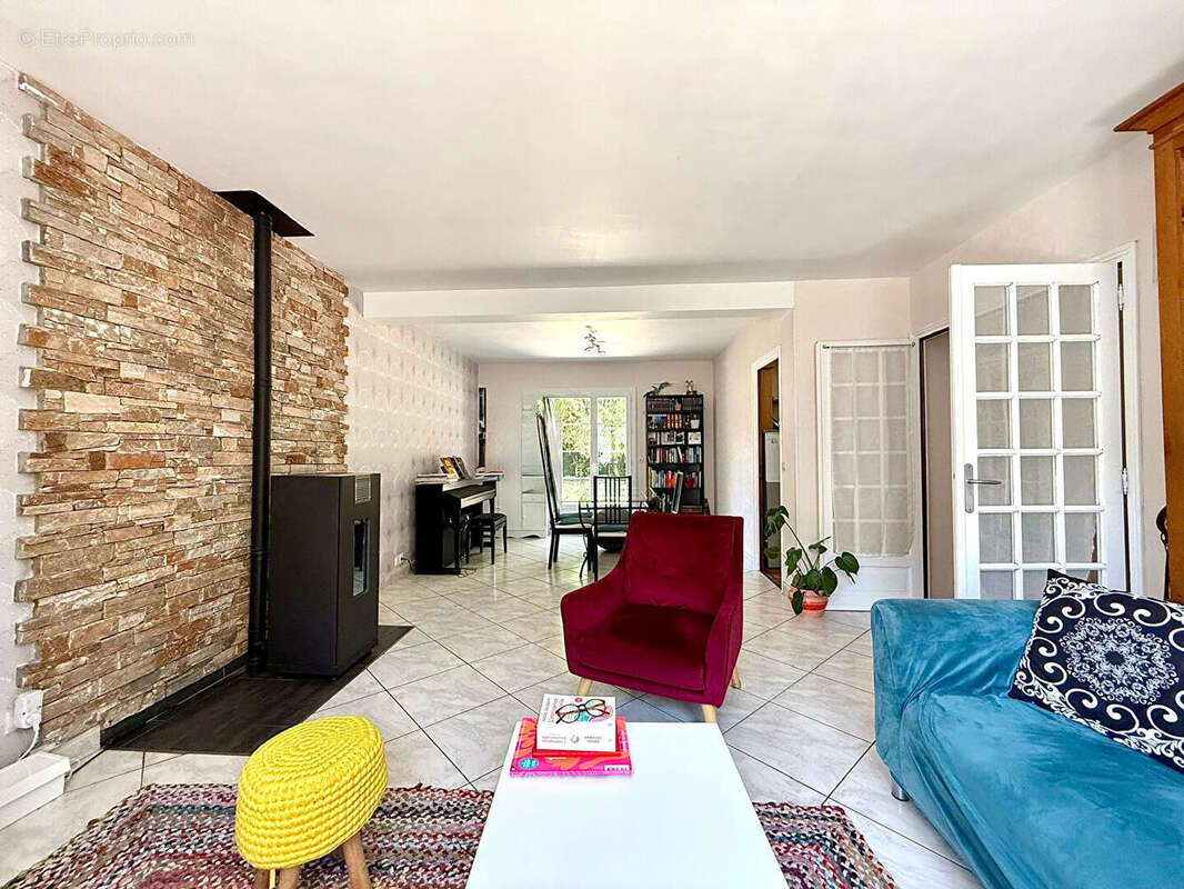 Maison à MILLY-LA-FORET