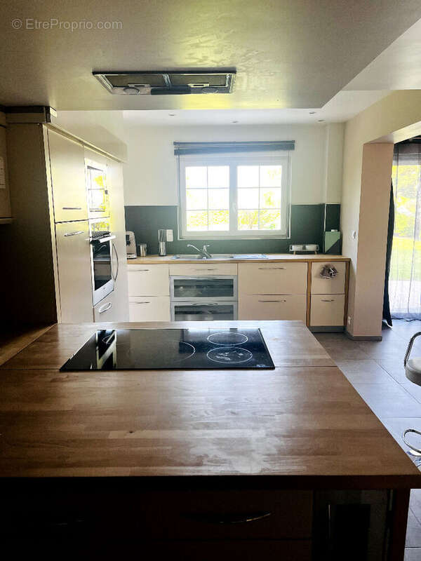 Maison à BONNINGUES-LES-ARDRES