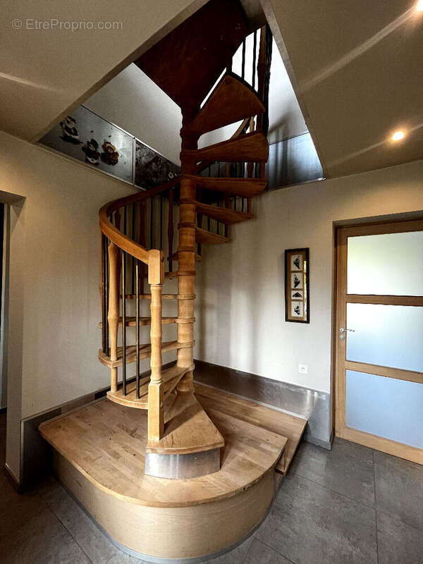 Maison à BONNINGUES-LES-ARDRES