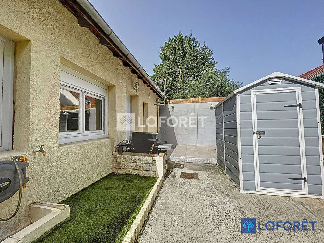 Maison à SAVIGNY-SUR-ORGE