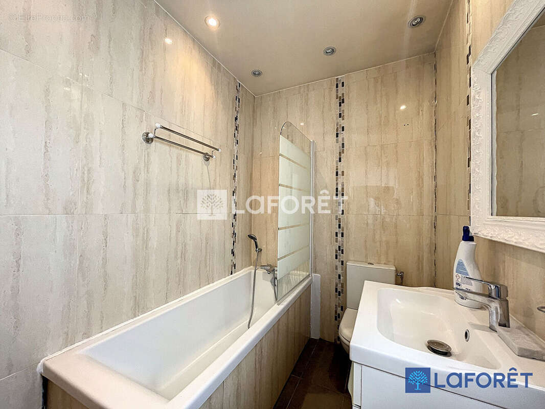 Maison à SAVIGNY-SUR-ORGE