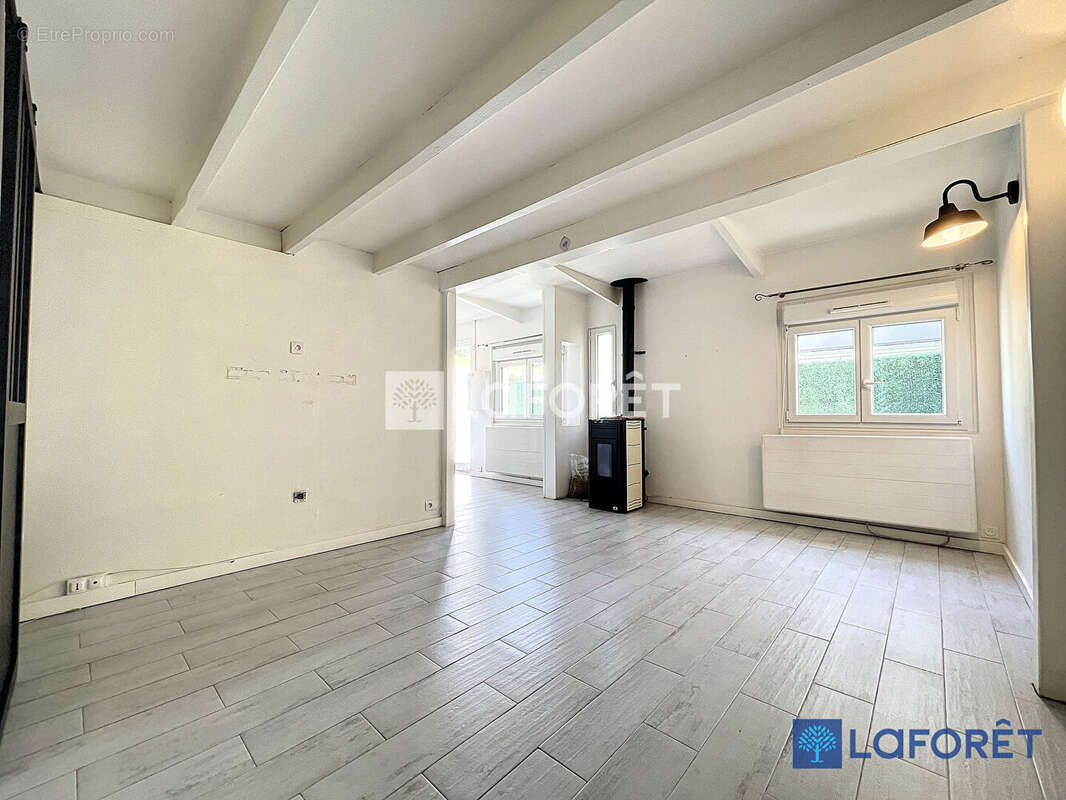 Maison à SAVIGNY-SUR-ORGE