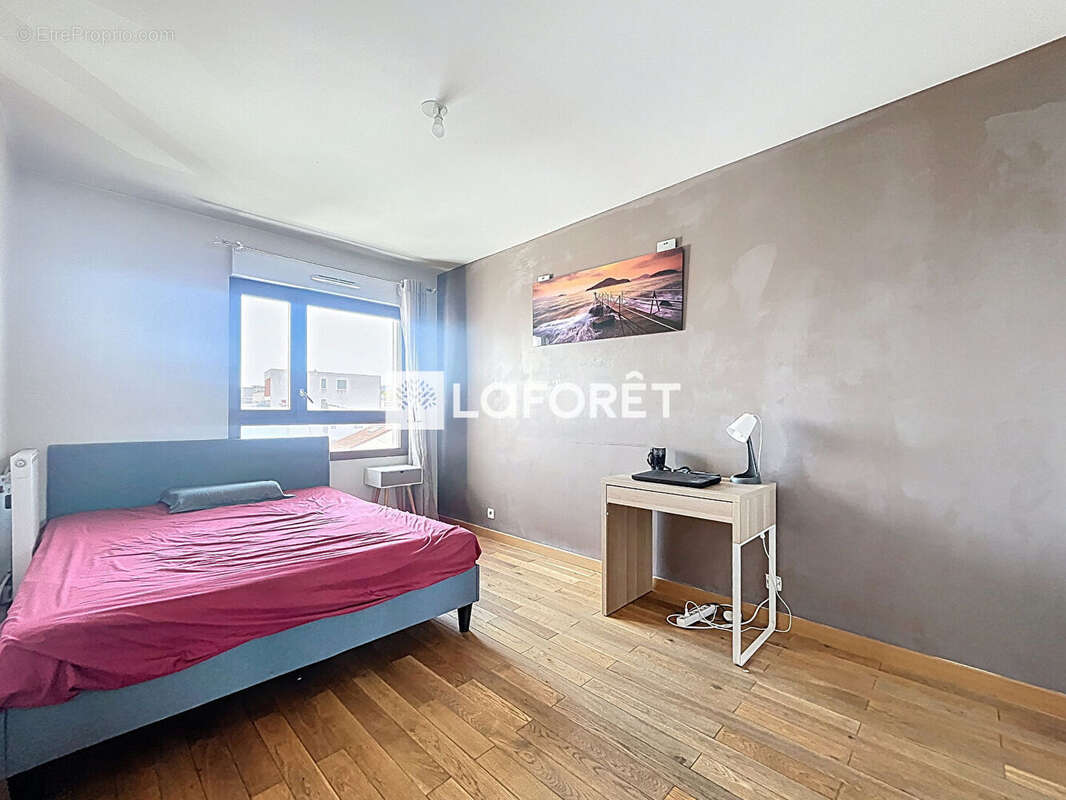 Appartement à IVRY-SUR-SEINE