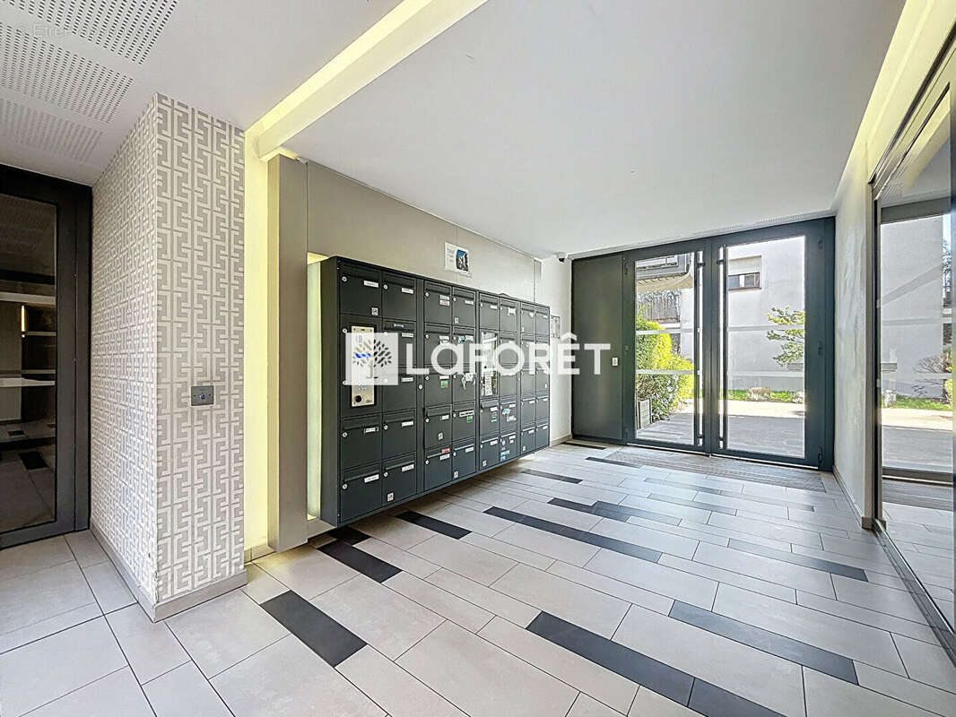 Appartement à IVRY-SUR-SEINE