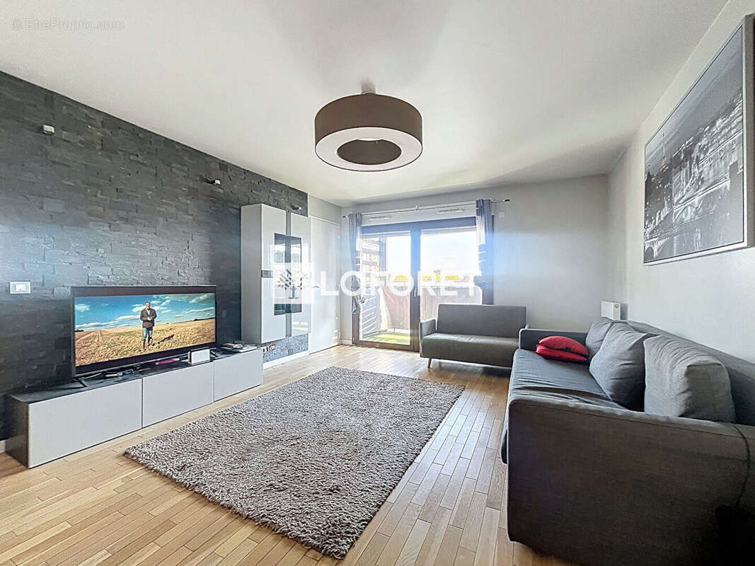 Appartement à IVRY-SUR-SEINE