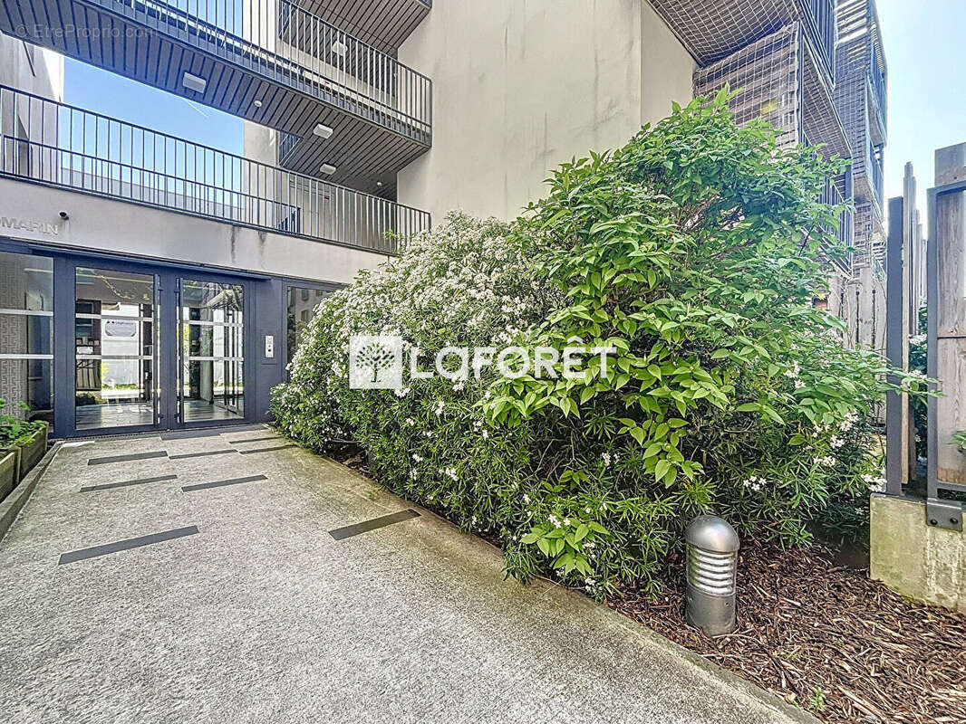 Appartement à IVRY-SUR-SEINE