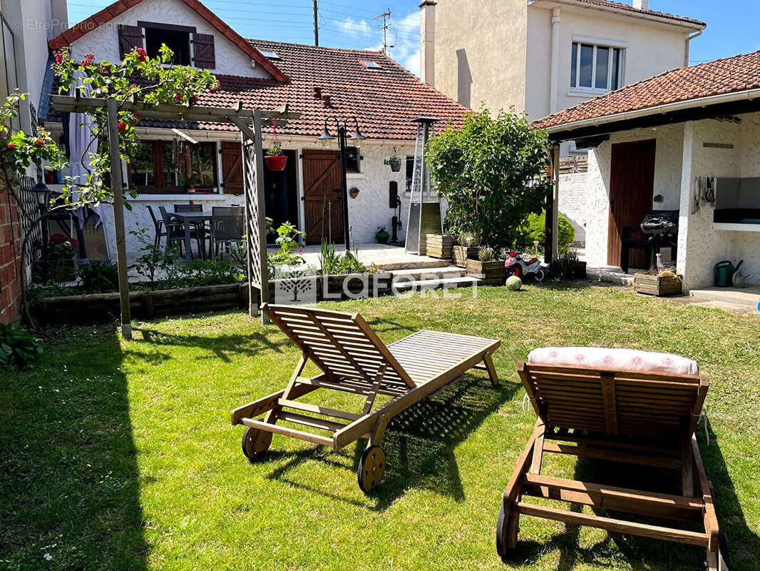 Maison à CLICHY-SOUS-BOIS