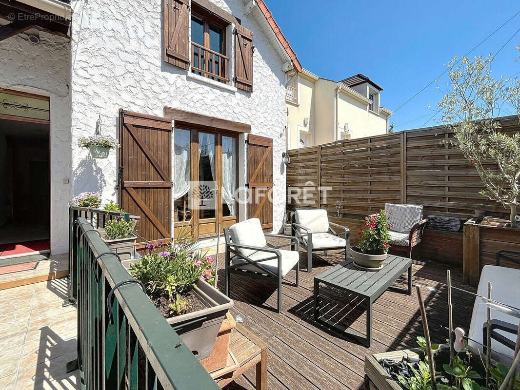 Maison à CLICHY-SOUS-BOIS