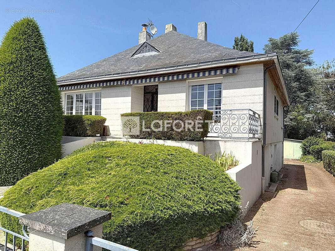 Maison à DOUE-LA-FONTAINE