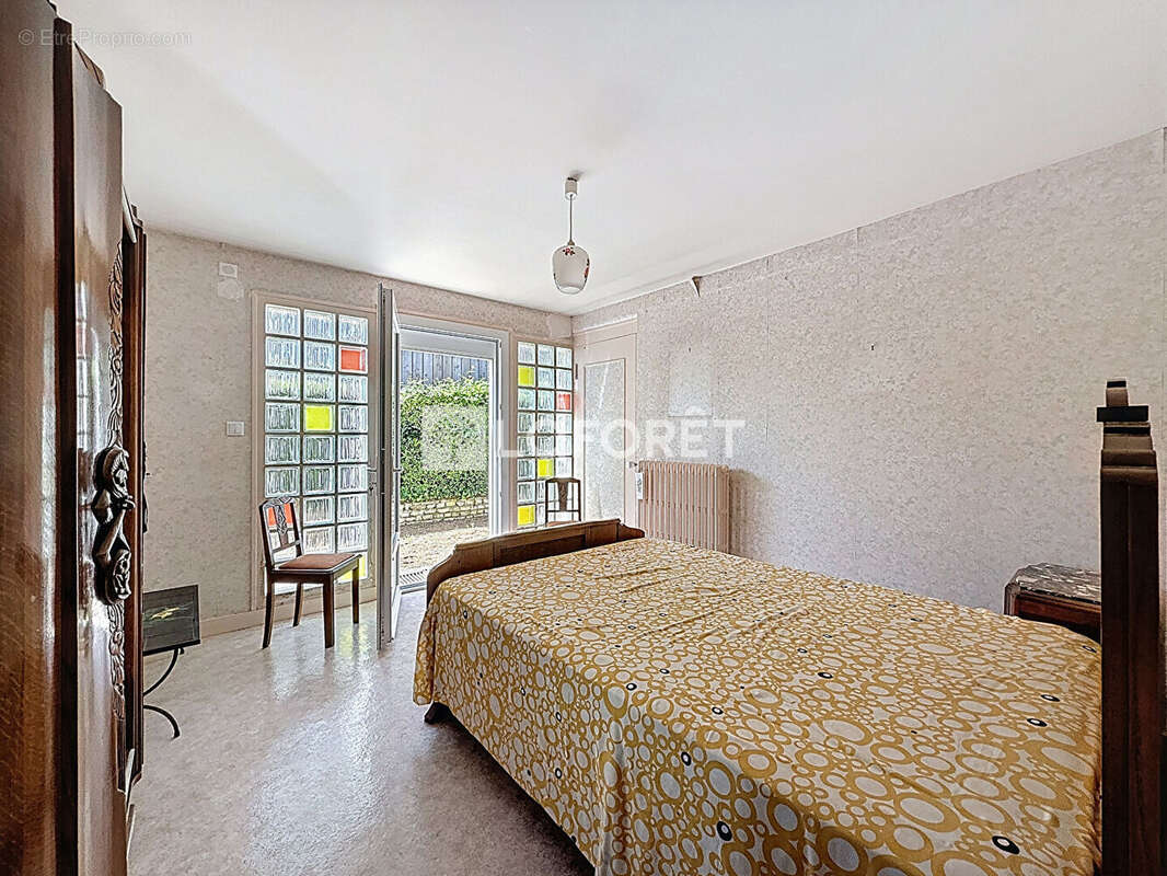 Maison à DOUE-LA-FONTAINE