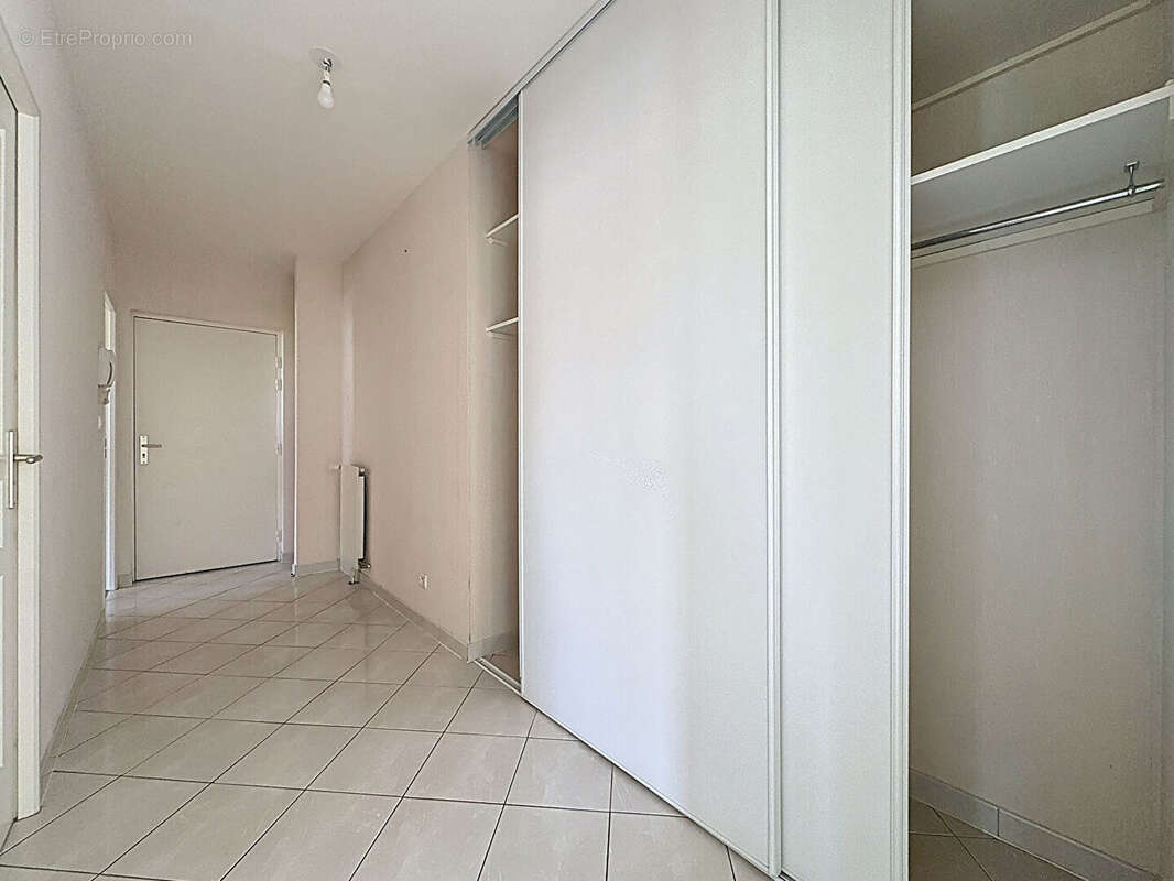 Appartement à SAINT-FARGEAU-PONTHIERRY