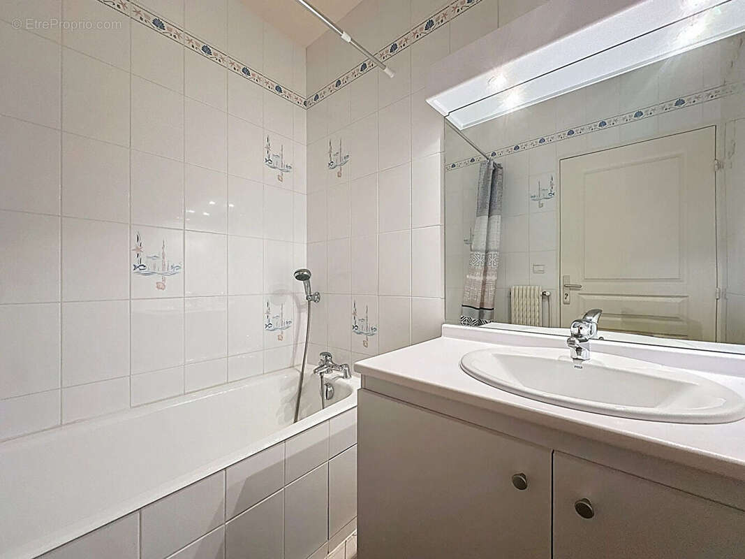 Appartement à SAINT-FARGEAU-PONTHIERRY