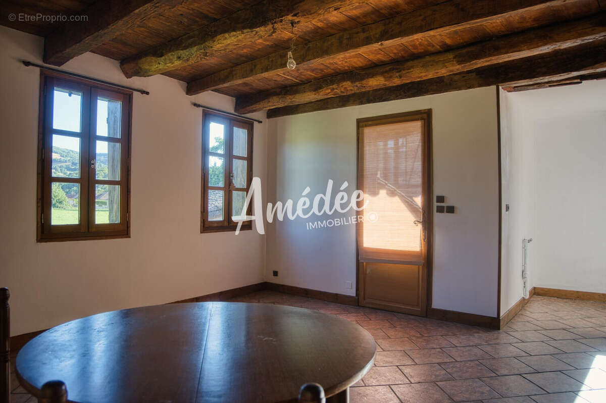 Appartement à SAINT-CERE