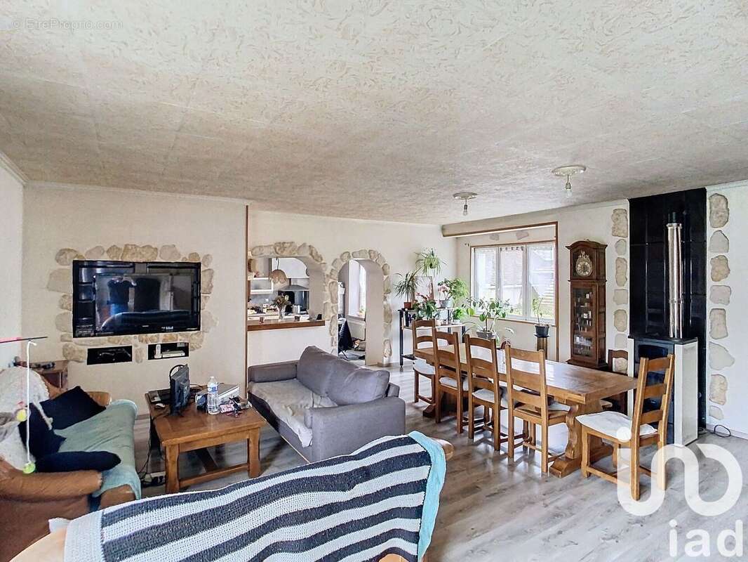 Photo 6 - Maison à LES BORDES