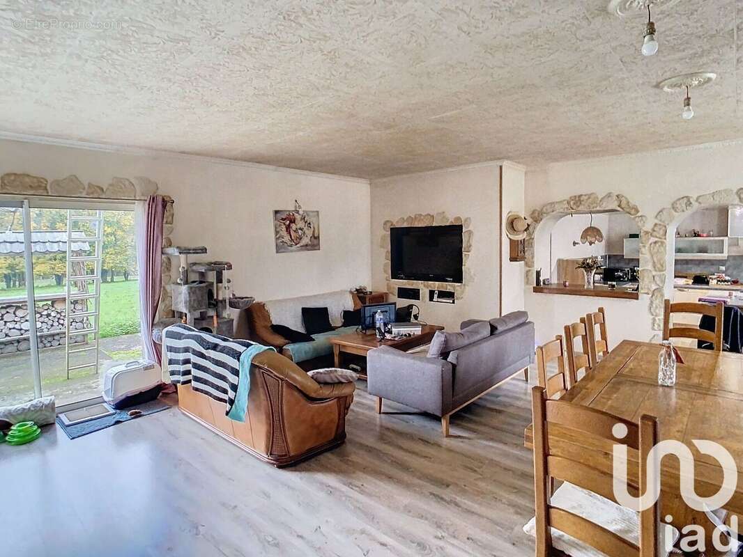 Photo 7 - Maison à LES BORDES