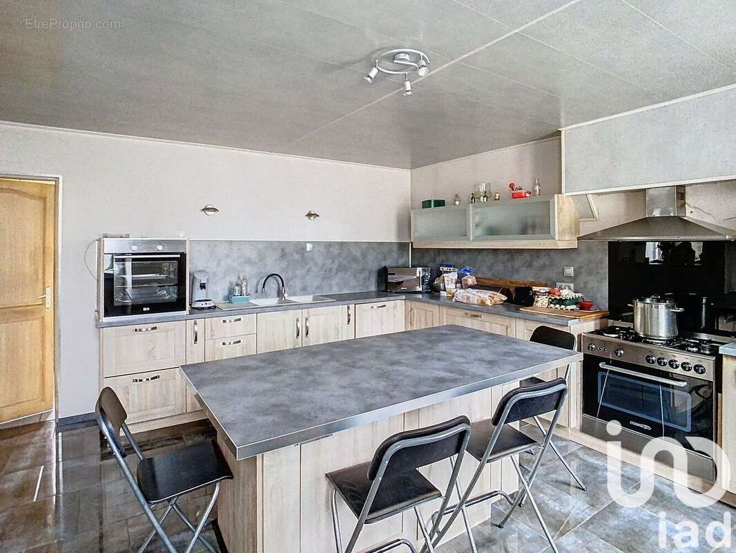 Photo 9 - Maison à LES BORDES