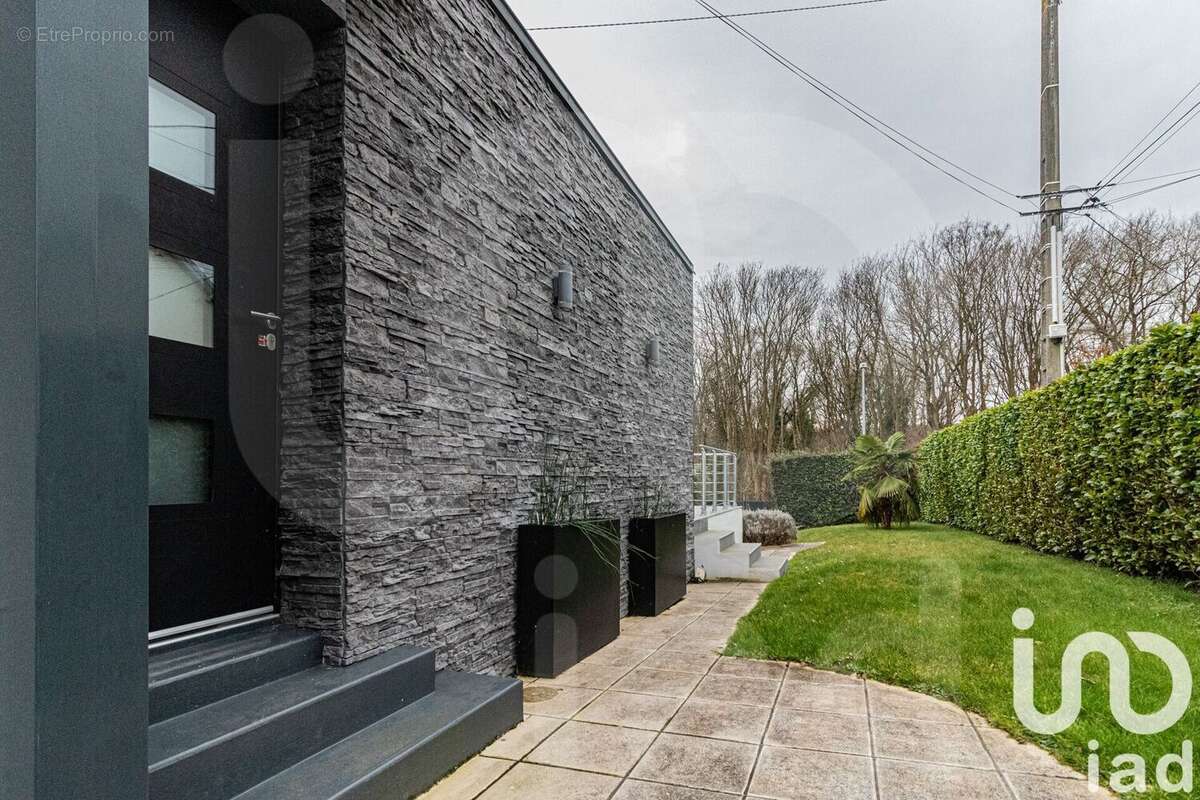 Photo 4 - Maison à FONTAINE-LA-MALLET