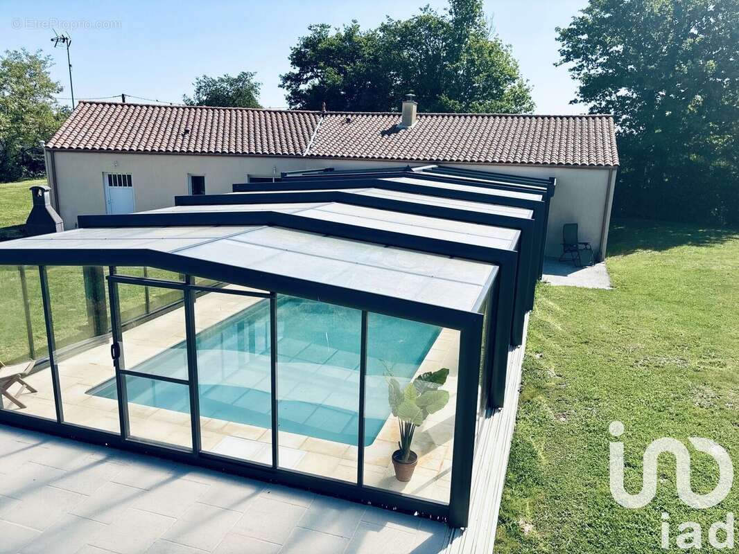 Photo 2 - Maison à SAINTE-FLAIVE-DES-LOUPS