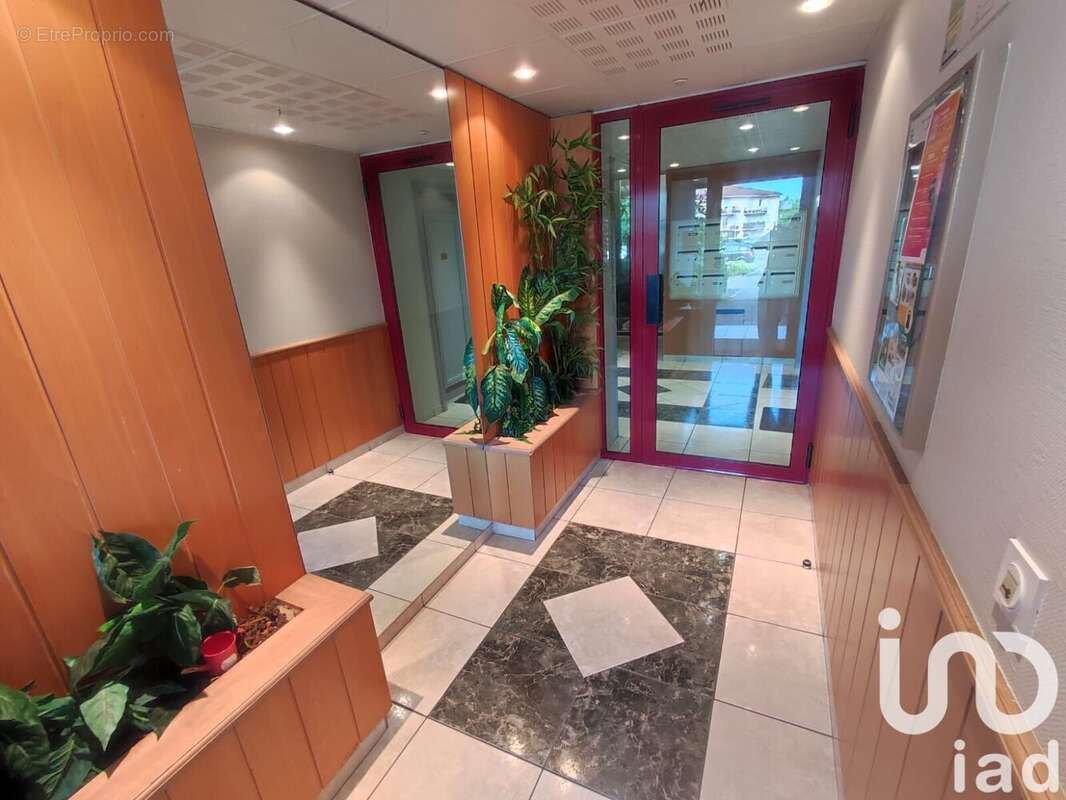 Photo 4 - Appartement à RIORGES