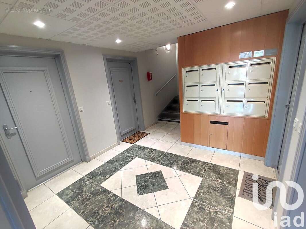 Photo 5 - Appartement à RIORGES