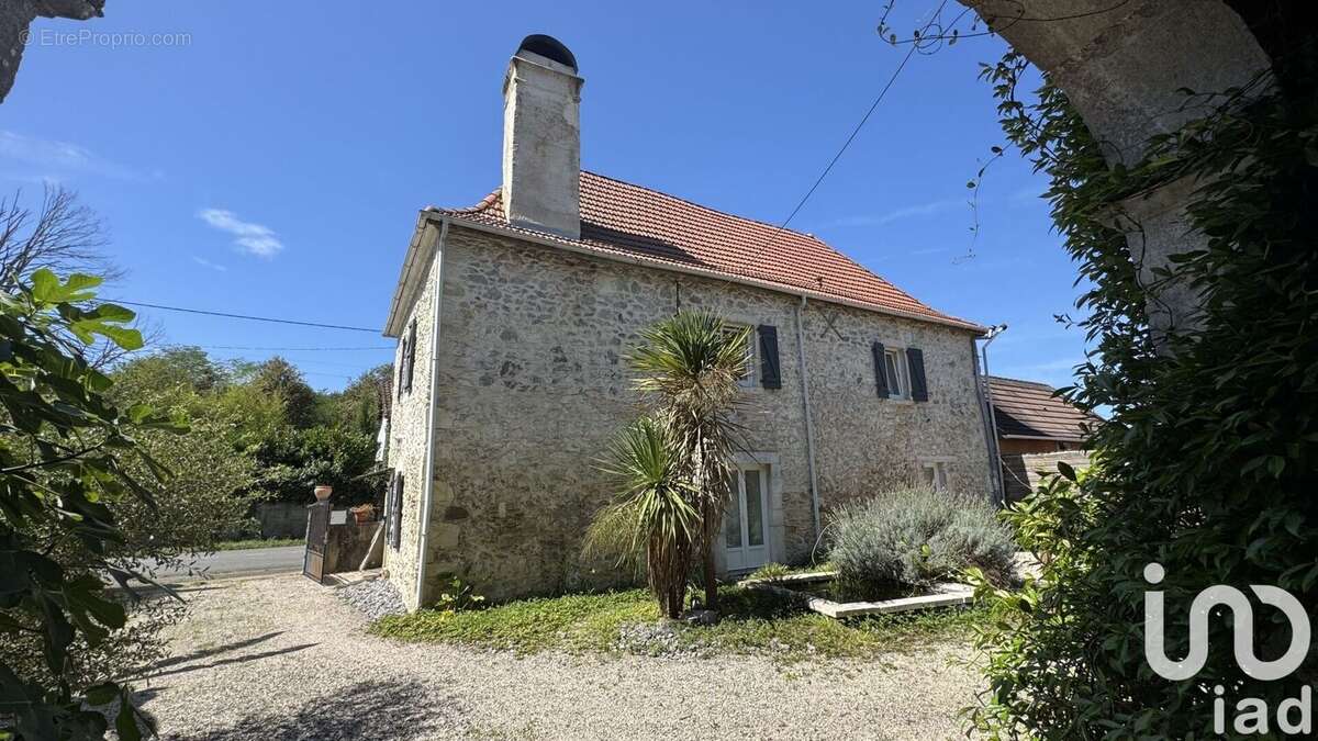 Photo 2 - Maison à LOUBIENG