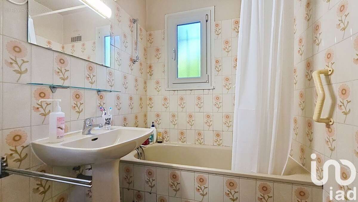 Photo 7 - Maison à MONTBARTIER