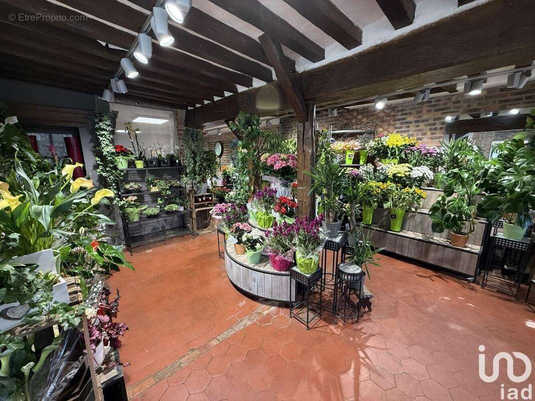 Photo 6 - Commerce à LACROIX-SAINT-OUEN