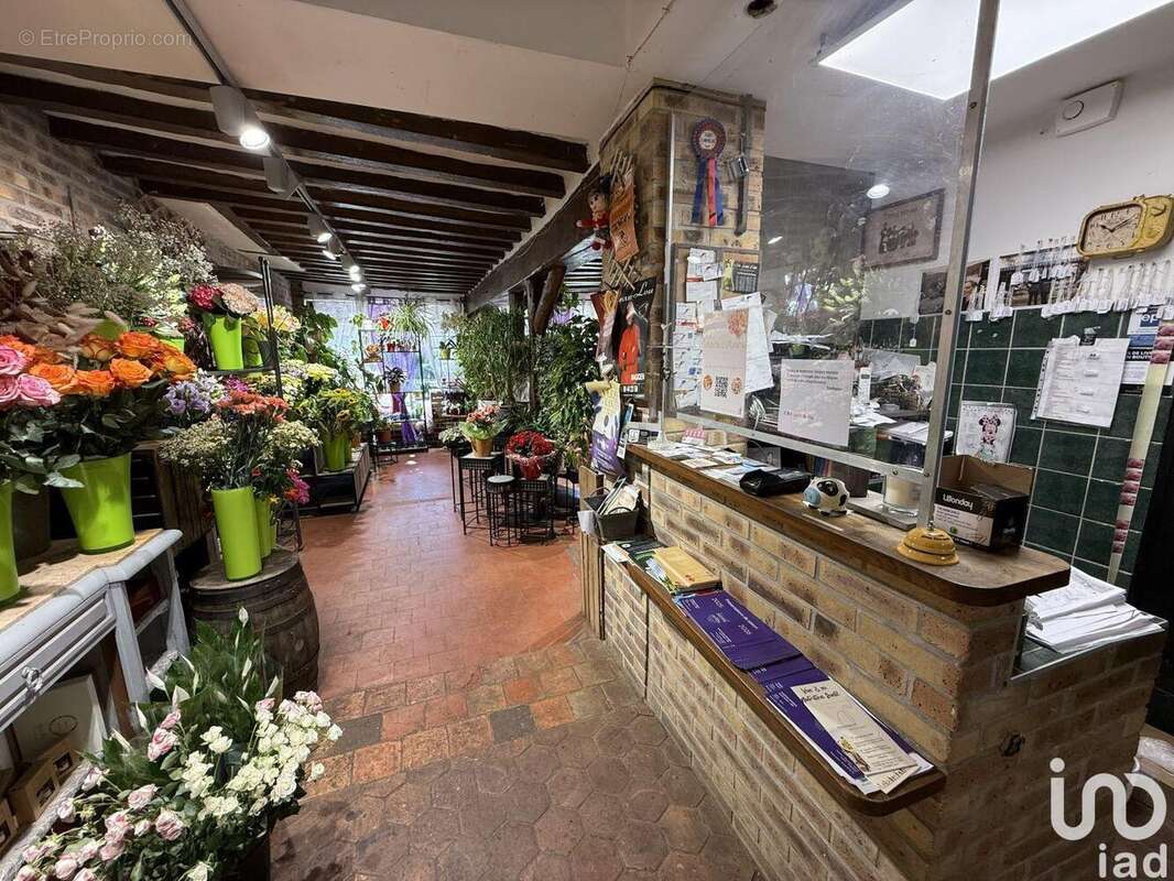 Photo 7 - Commerce à LACROIX-SAINT-OUEN