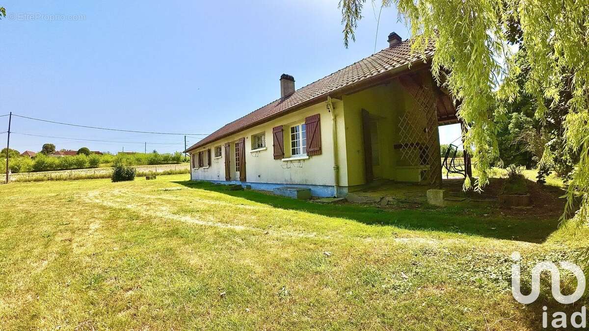 Photo 5 - Maison à POUY-SUR-VANNES