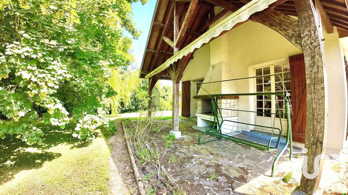 Photo 6 - Maison à POUY-SUR-VANNES