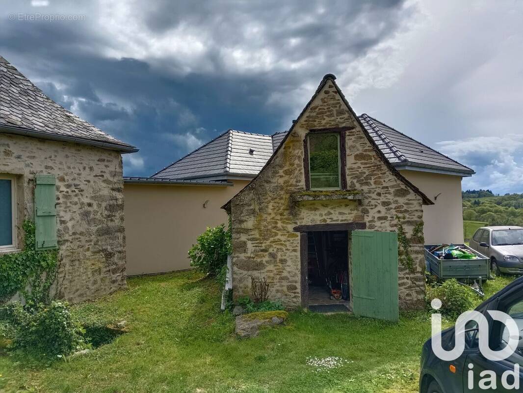 Photo 1 - Maison à MARC-LA-TOUR