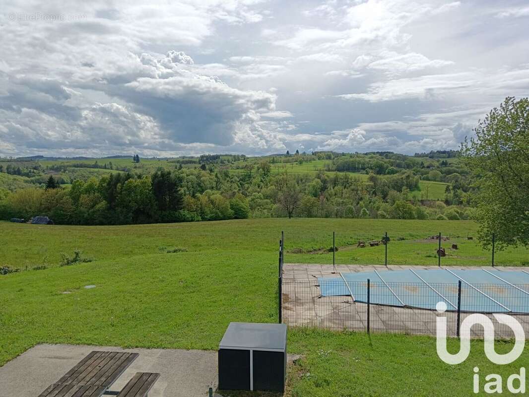 Photo 4 - Maison à MARC-LA-TOUR